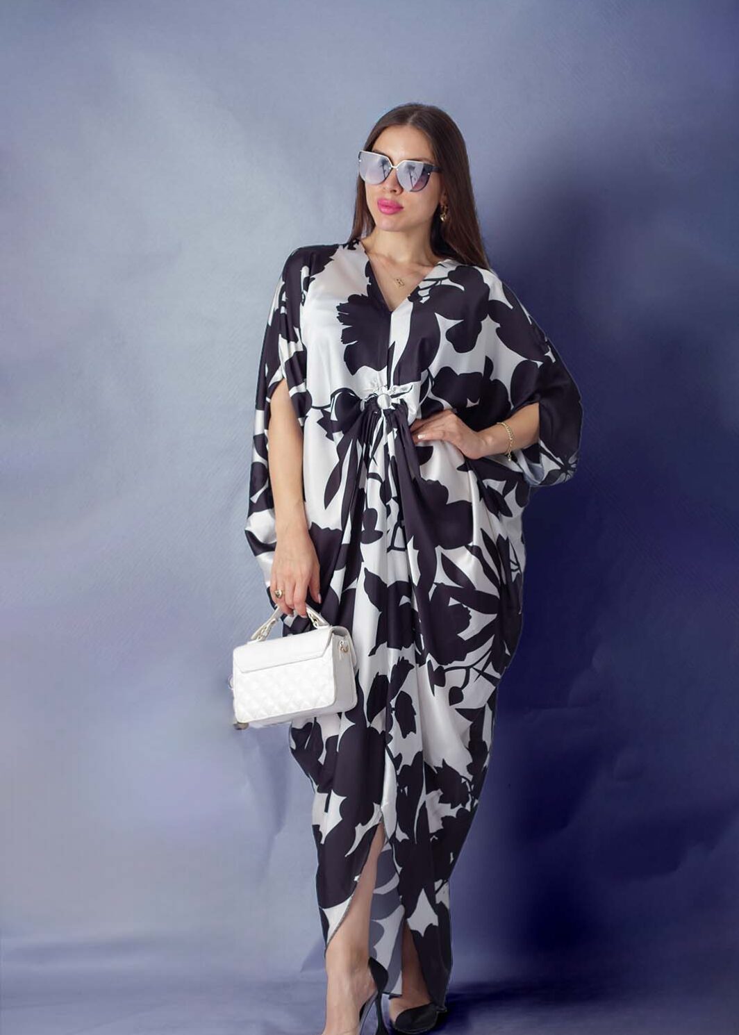 ORIENTAL DRESS BLACK WHITE